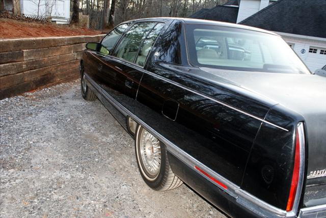 Cadillac Deville 1994 photo 3