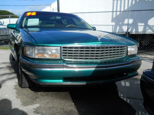 Cadillac Deville 1995 photo 1