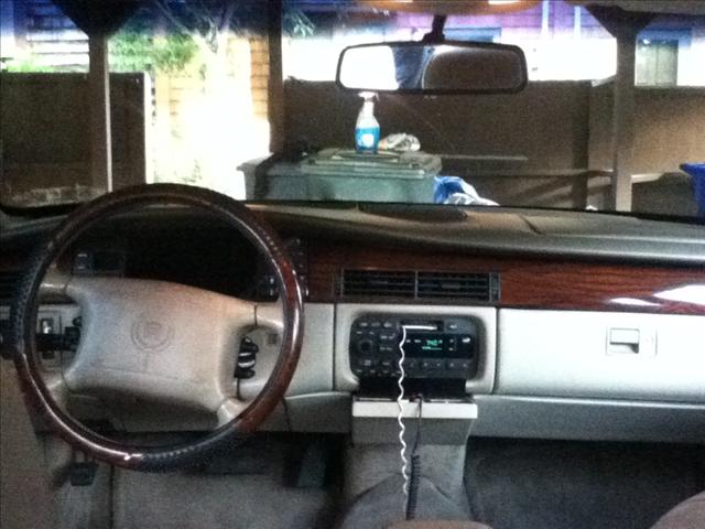 Cadillac Deville Unknown Sedan