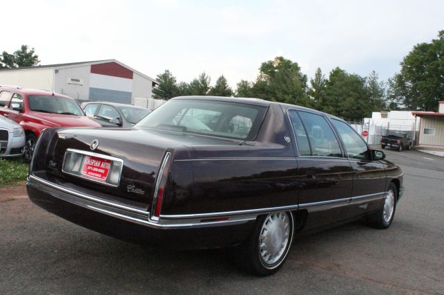 Cadillac Deville 1996 photo 21
