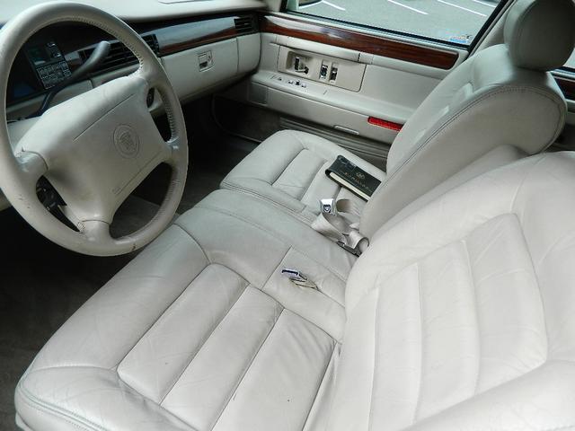 Cadillac Deville 1996 photo 3