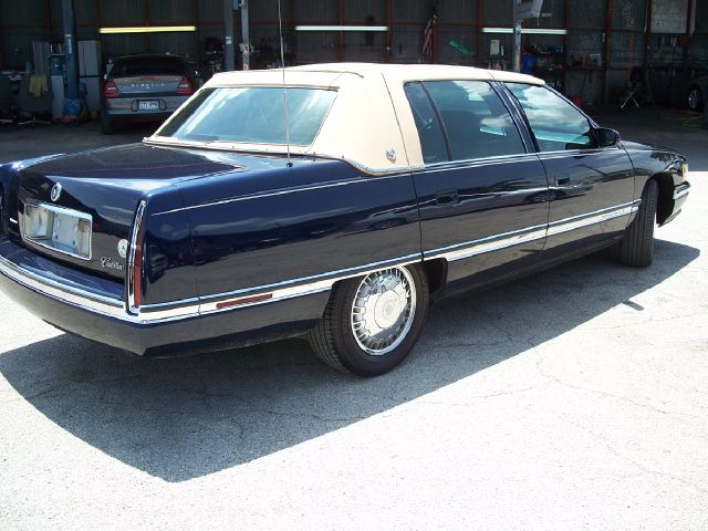 Cadillac Deville 1996 photo 4