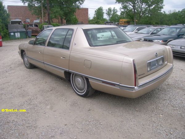 Cadillac Deville 1996 photo 3