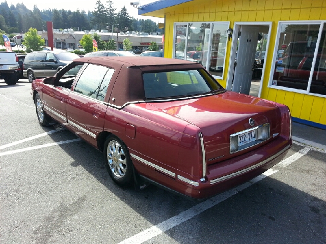 Cadillac Deville 1997 photo 4