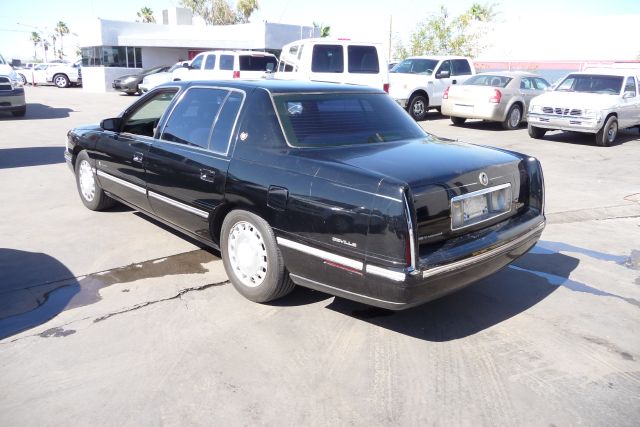 Cadillac Deville 1997 photo 1