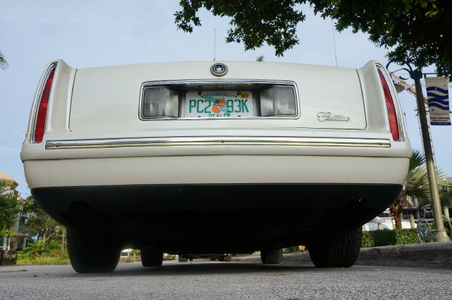 Cadillac Deville 1997 photo 3