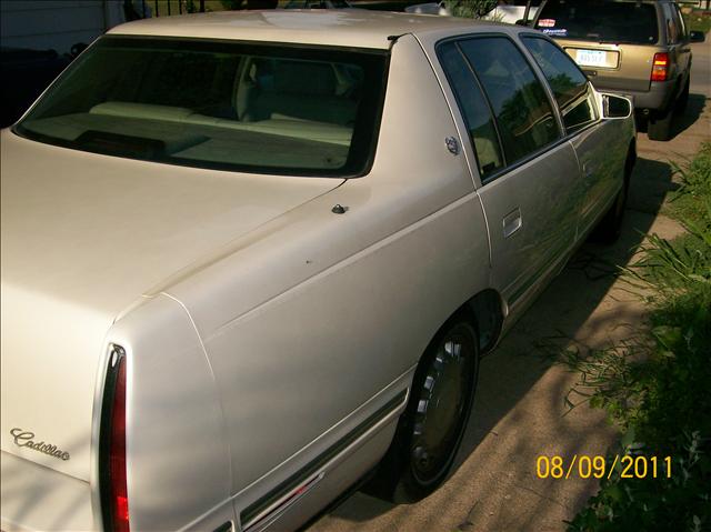 Cadillac Deville 1997 photo 4