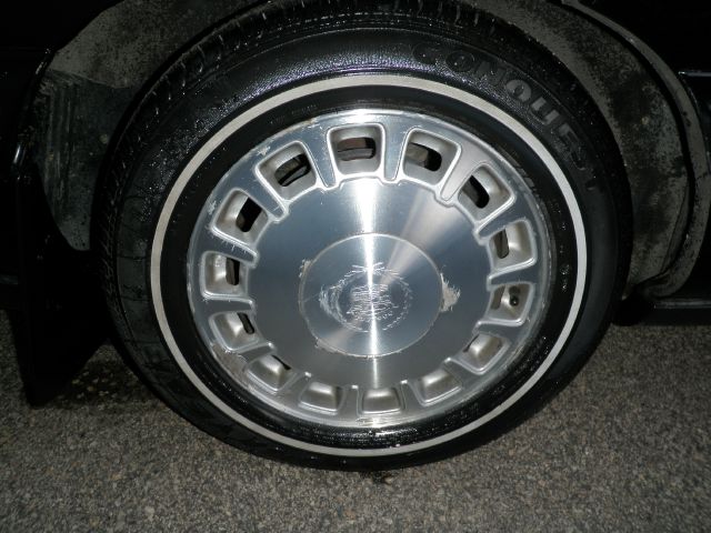 Cadillac Deville 1997 photo 14