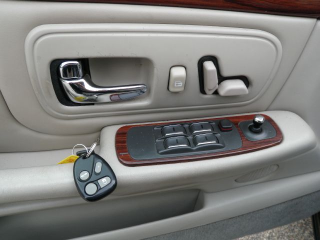 Cadillac Deville 1997 photo 22