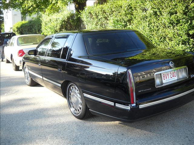 Cadillac Deville 1997 photo 1