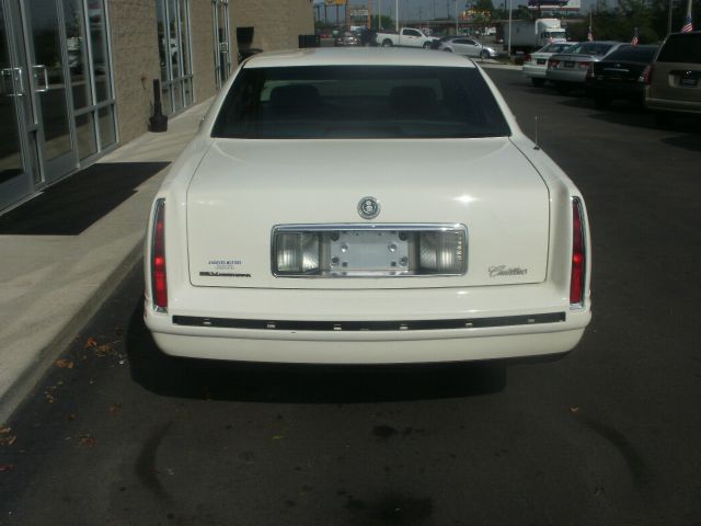 Cadillac Deville 1998 photo 4