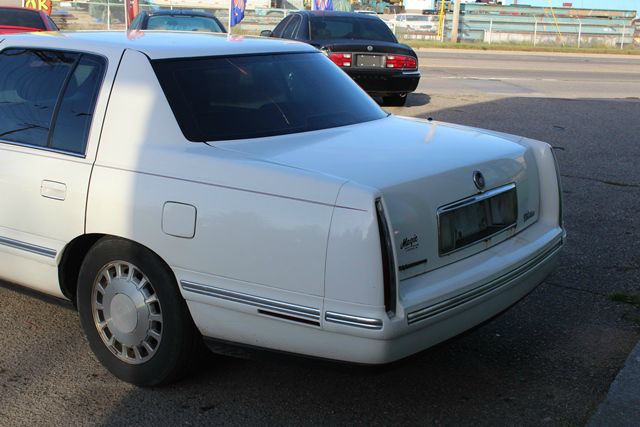 Cadillac Deville 1998 photo 4