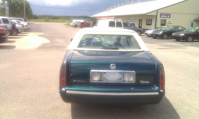 Cadillac Deville 1998 photo 3