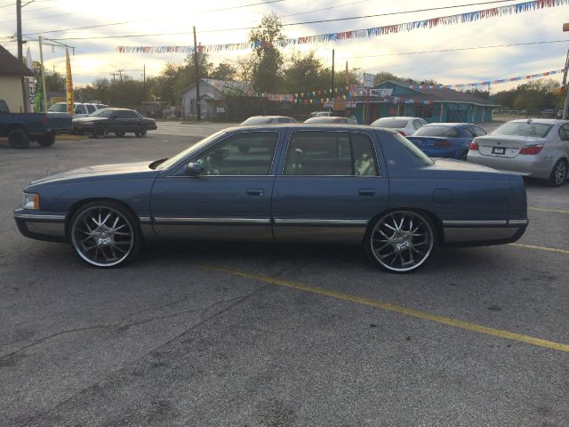 Cadillac Deville 1998 photo 1