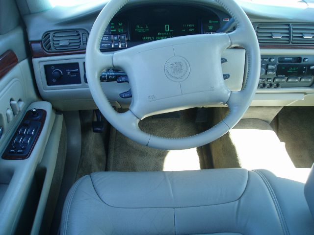 Cadillac Deville 1998 photo 4