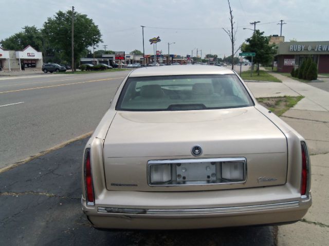 Cadillac Deville 1998 photo 2