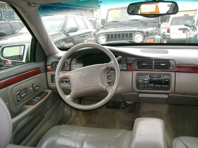 Cadillac Deville 1999 photo 2