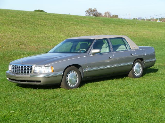 Cadillac Deville 1999 photo 2