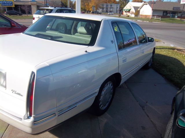 Cadillac Deville 1999 photo 2