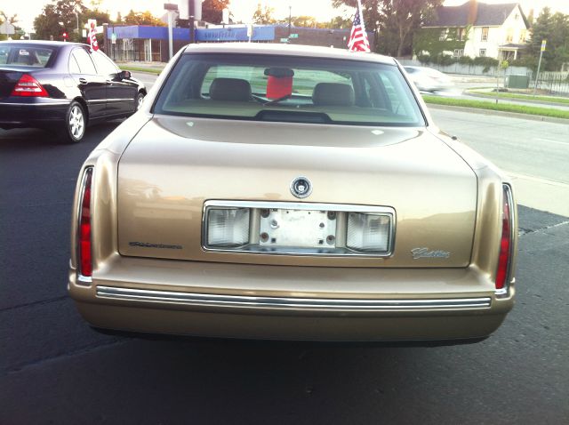 Cadillac Deville 1999 photo 3