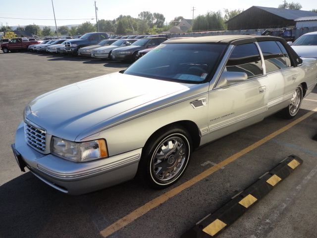 Cadillac Deville 1999 photo 3