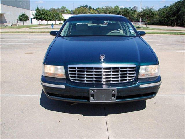 Cadillac Deville 1999 photo 2