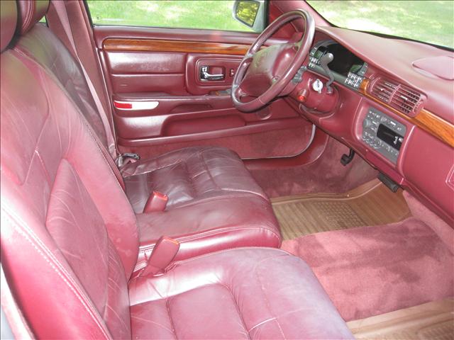 Cadillac Deville 1999 photo 2