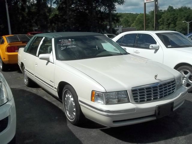 Cadillac Deville 1999 photo 4