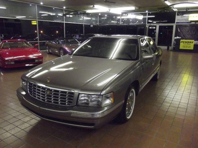 Cadillac Deville 1999 photo 3