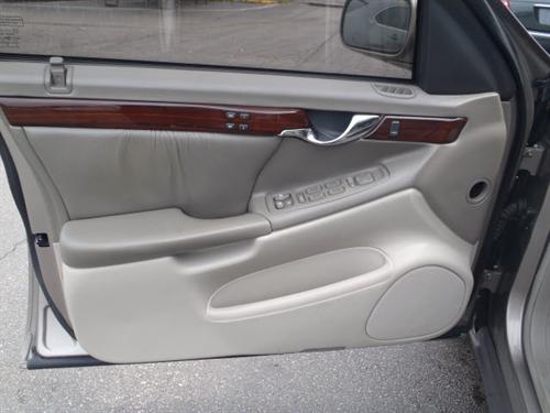 Cadillac Deville 2000 photo 3