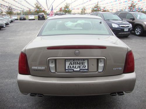 Cadillac Deville 2000 photo 4