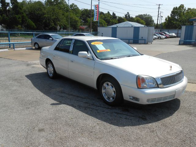 Cadillac Deville 2000 photo 1