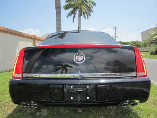 Cadillac Deville 2000 photo 4