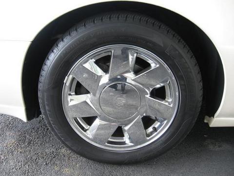 Cadillac Deville 2000 photo 1