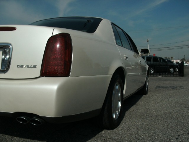 Cadillac Deville 2000 photo 4
