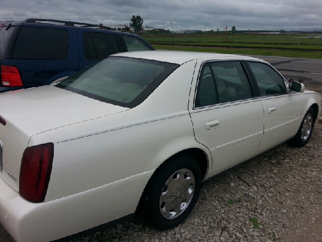 Cadillac Deville 2000 photo 1