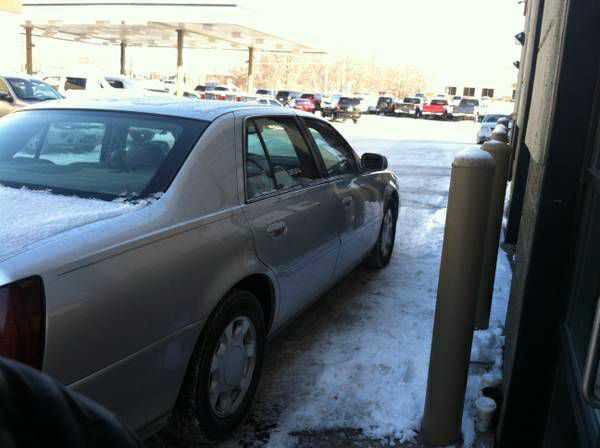 Cadillac Deville 2000 photo 2