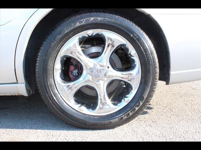 Cadillac Deville 2000 photo 18