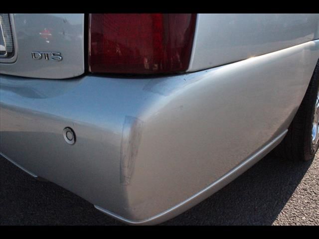 Cadillac Deville 2000 photo 42