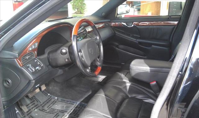 Cadillac Deville 2000 photo 2