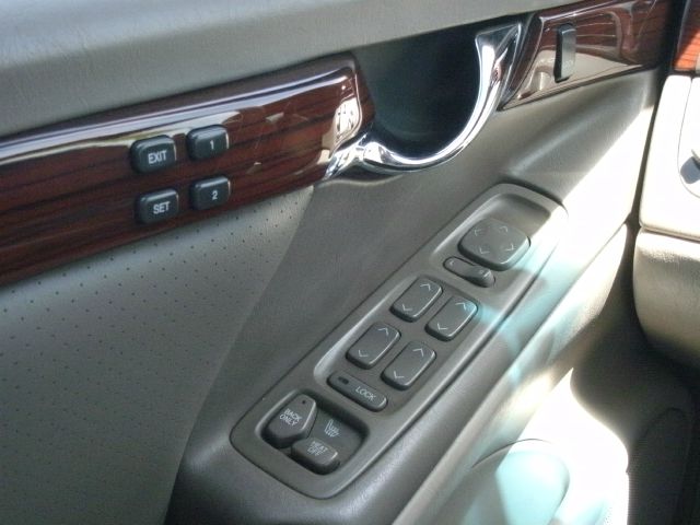 Cadillac Deville 2000 photo 4