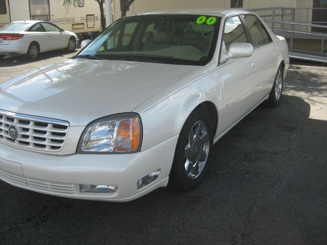 Cadillac Deville 2000 photo 3