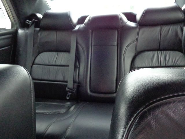 Cadillac Deville 2001 photo 2