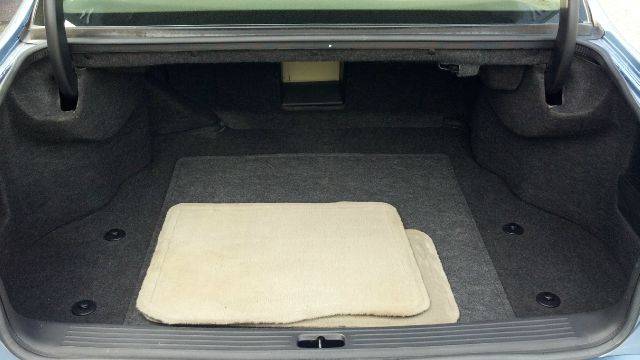 Cadillac Deville 2001 photo 2