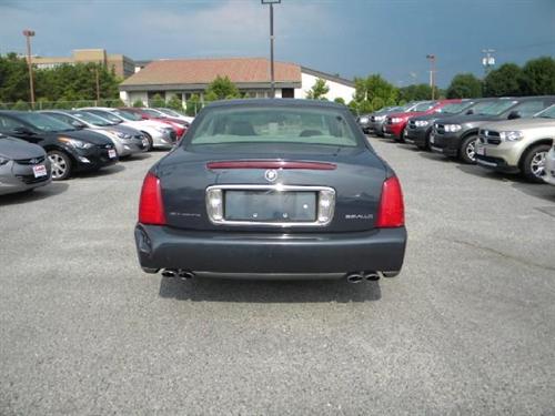 Cadillac Deville 2001 photo 2