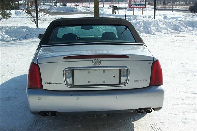Cadillac Deville 2001 photo 3