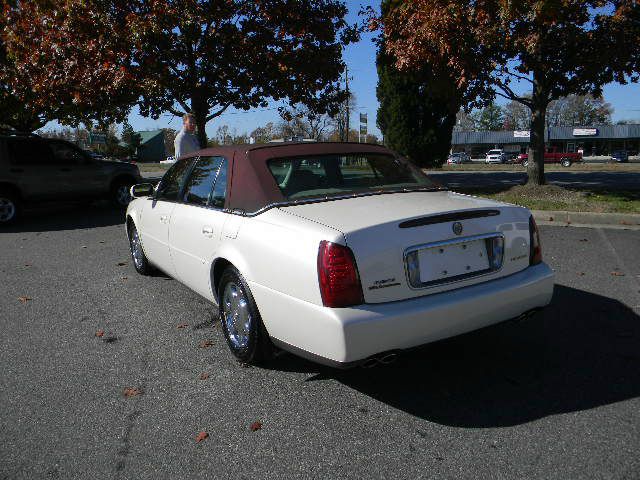 Cadillac Deville 2001 photo 2
