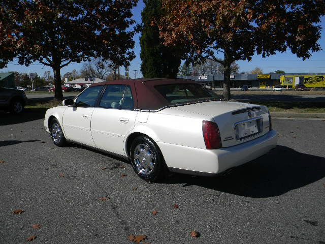 Cadillac Deville 2001 photo 3