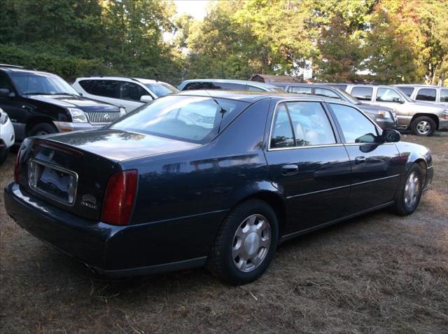 Cadillac Deville 2001 photo 2