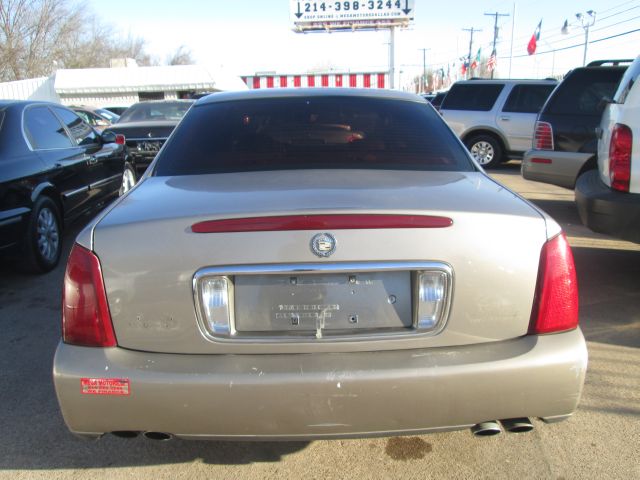 Cadillac Deville 2001 photo 2